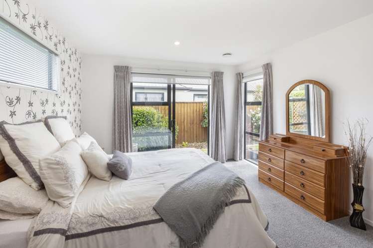 37 Little Oaks Drive Yaldhurst_12