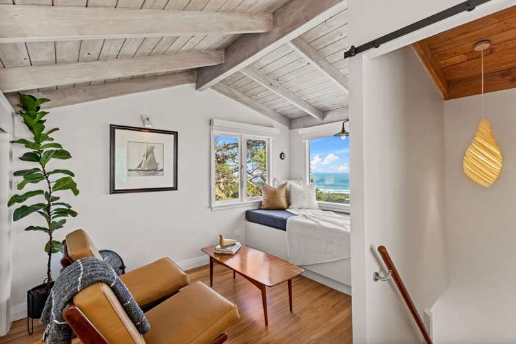 39 Oaia Road Muriwai_42