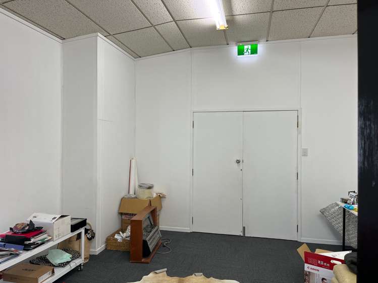 7, 1-9 Clive Square West Napier Cbd_2