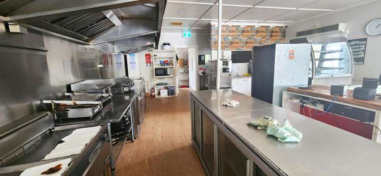 1037 Kaipara Coast Highway Kaukapakapa_10