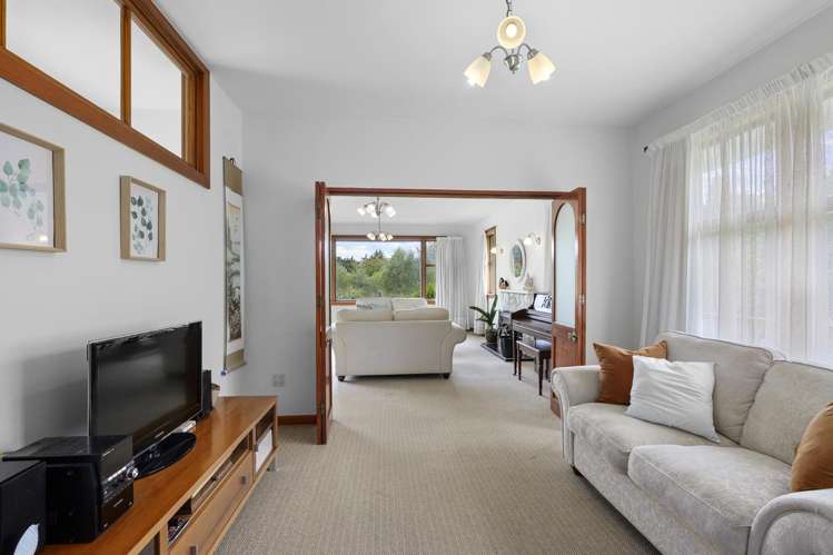 42 School Road Yaldhurst_5