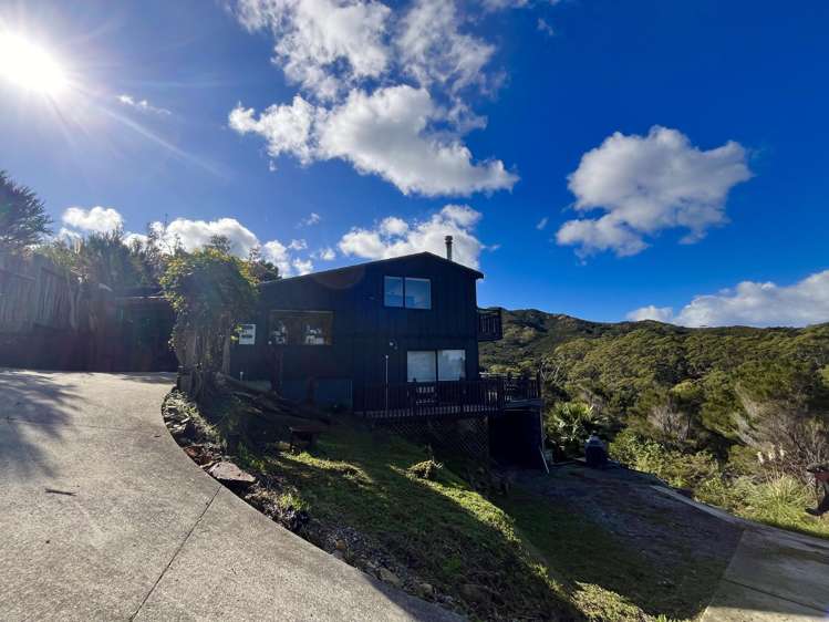 6 De Surville Road_4