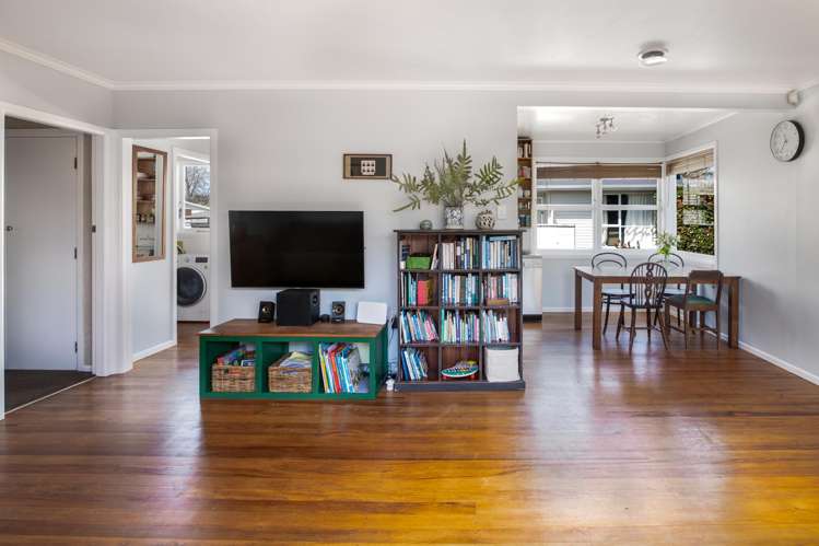 36 Deanwell Avenue Deanwell_1