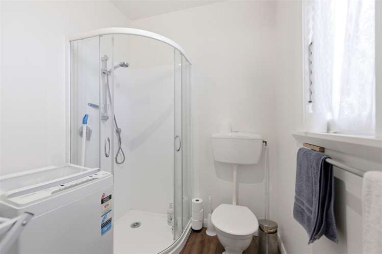 188 Commercial Street Takaka_12