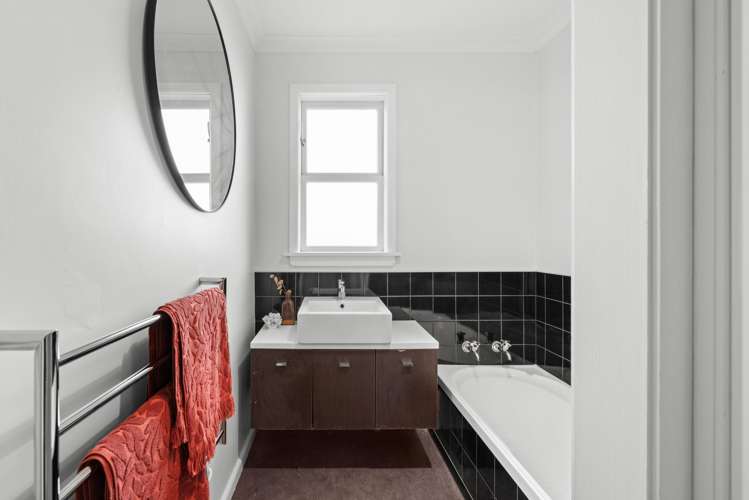 17 Veronica Avenue Marewa_15