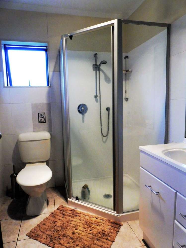 9 Peng Place Mangere Bridge_8