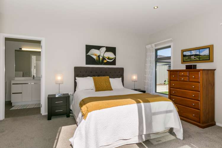 27 Waimakariri Drive Awatoto_12