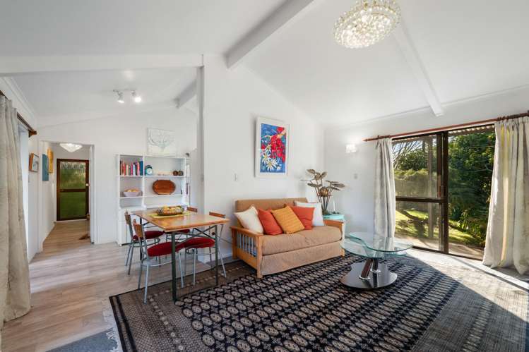 1 Koutunui Road Athenree_8