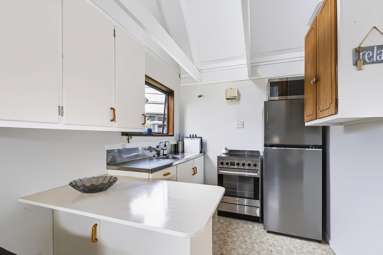 5 McCall Ave_2
