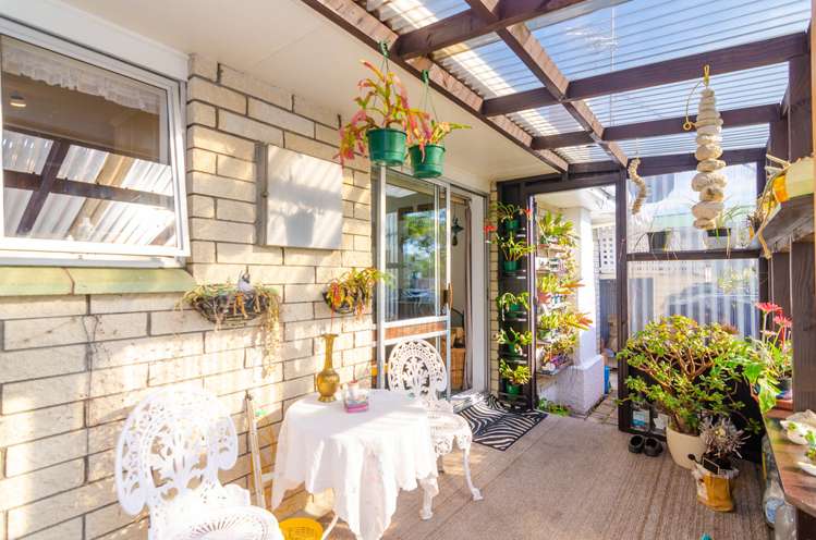 3 Leeds Place Solway_9