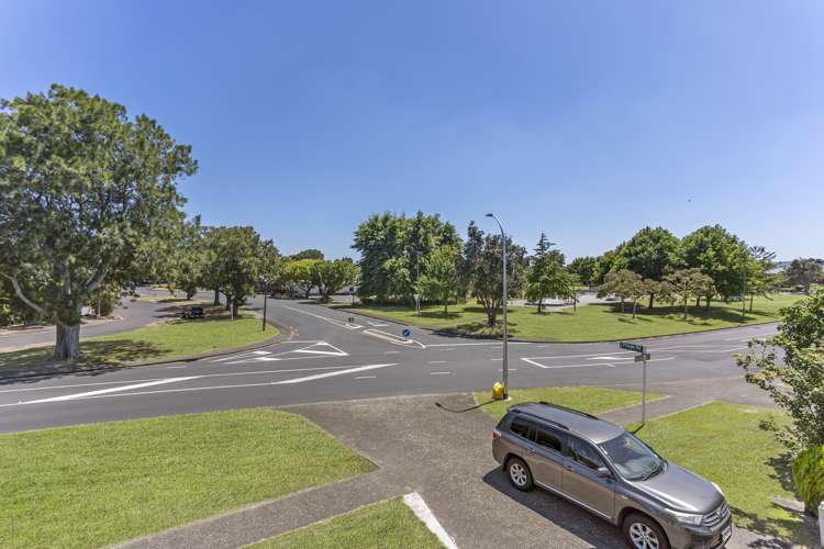 52 Gunner Drive Te Atatu Peninsula_9