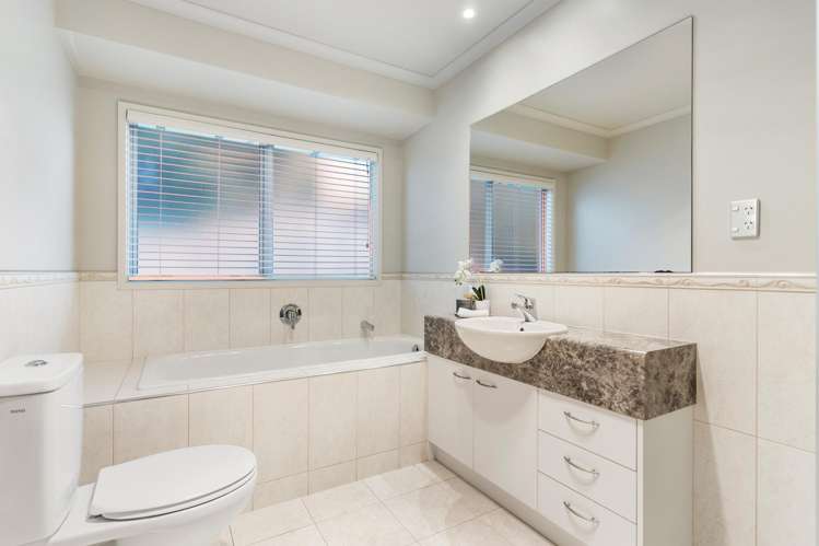 16 Araminta Place Beachlands_19