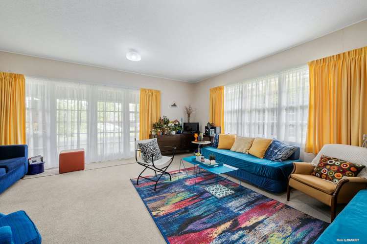 10 Serrita Avenue Sunnyhills_9