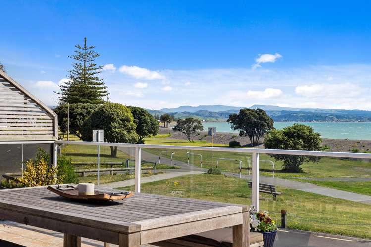 2 North Terrace Westshore_22