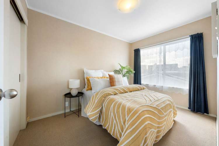 2/30 Whiteacres Drive Sunnyhills_13