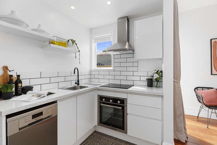 21 Newtown Avenue Newtown_5