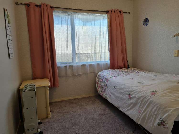 2/737 Cameron Road 11234_6