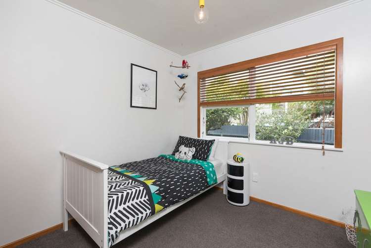 5 Mayburn Road Te Atatu Peninsula_11