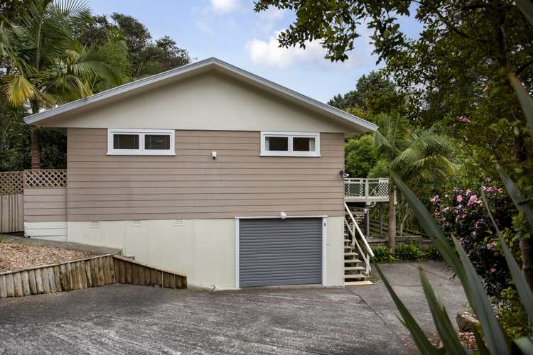 9 The Grove Titirangi_19