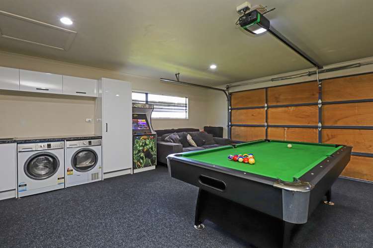 1 Aiden Lane Raureka_15