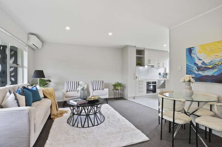 2/59 Newington Road Henderson_4