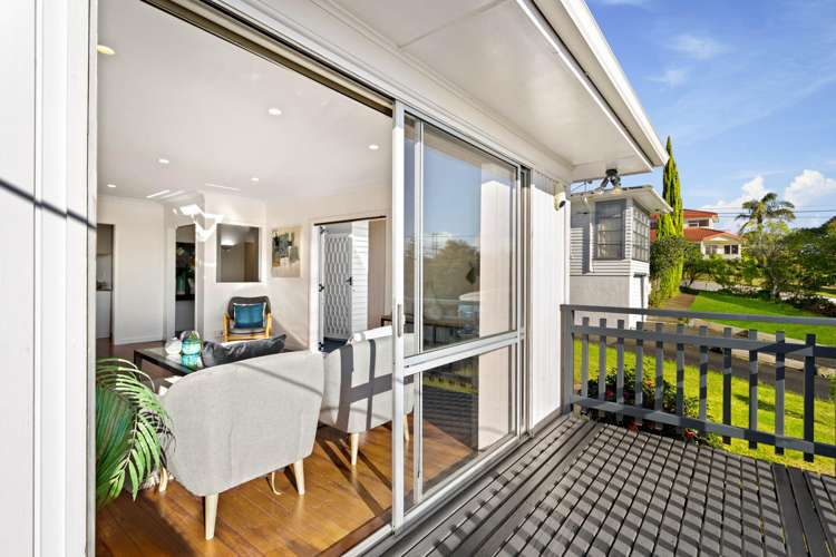 29 Kokiri Street Te Atatu South_11