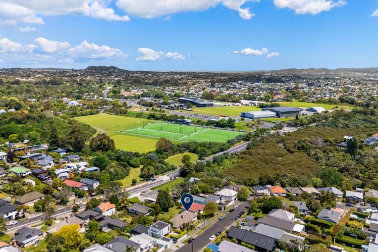 16 Westmere Crescent Westmere_10