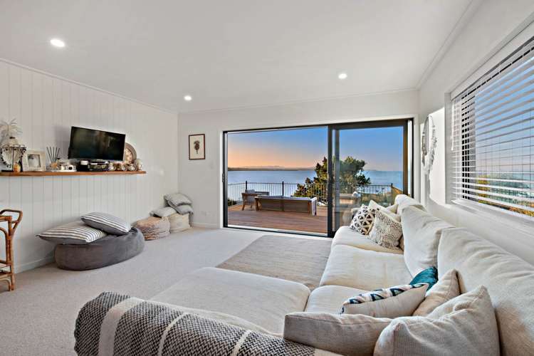 131 Torkar Road Clarks Beach_25