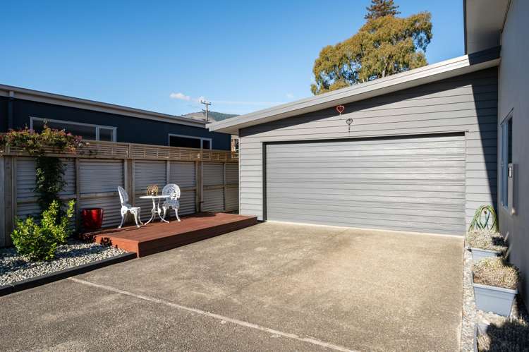 8 Gershwin Grove Stoke_23