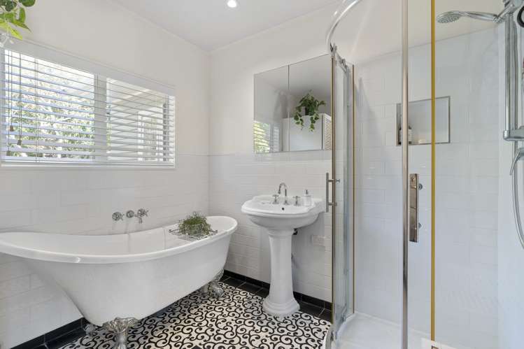 24 Lyons Avenue Murrays Bay_7