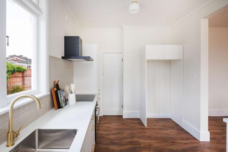 20 Rainforth Street Roslyn_11