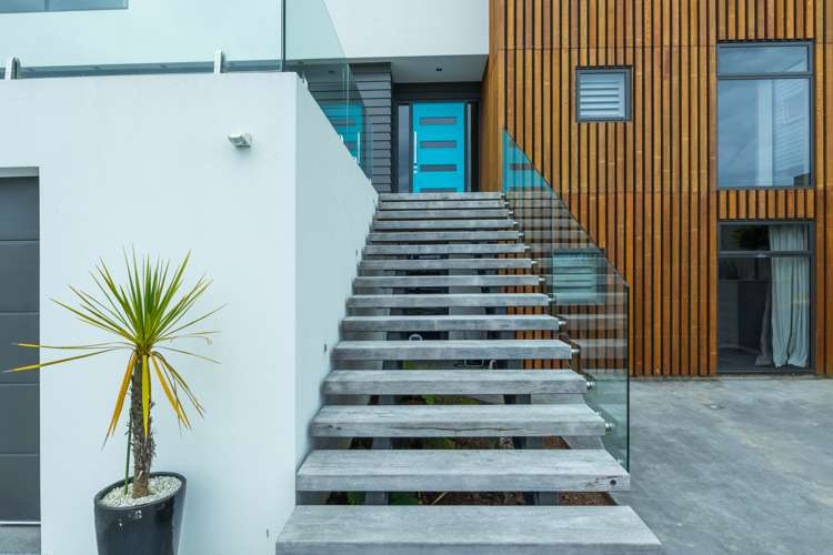 8 Climie Terrace Waimataitai_17