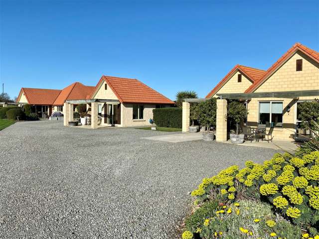 Accommodation LIfestyle Amberley_1