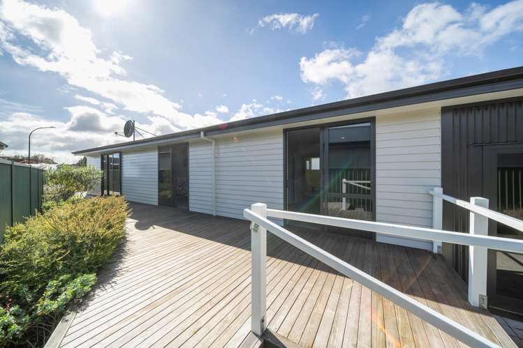 25 Motu-Au Close Manapouri_21