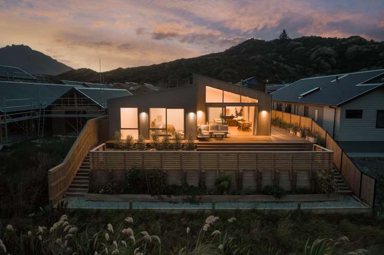 51 Kernel Loop Jacks Point_3