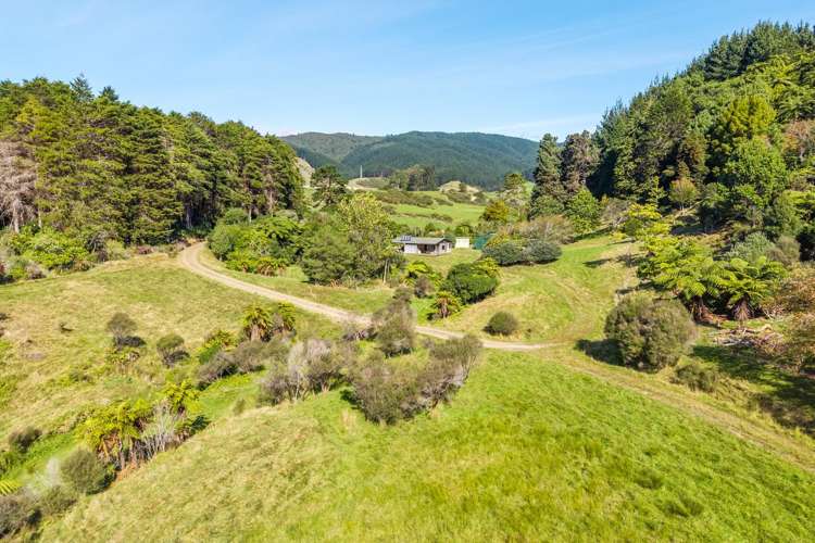 358 Kuku East Road Manakau_22