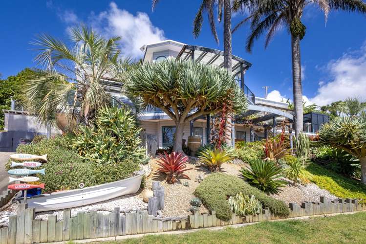 6577 Pouto Road Pouto_21