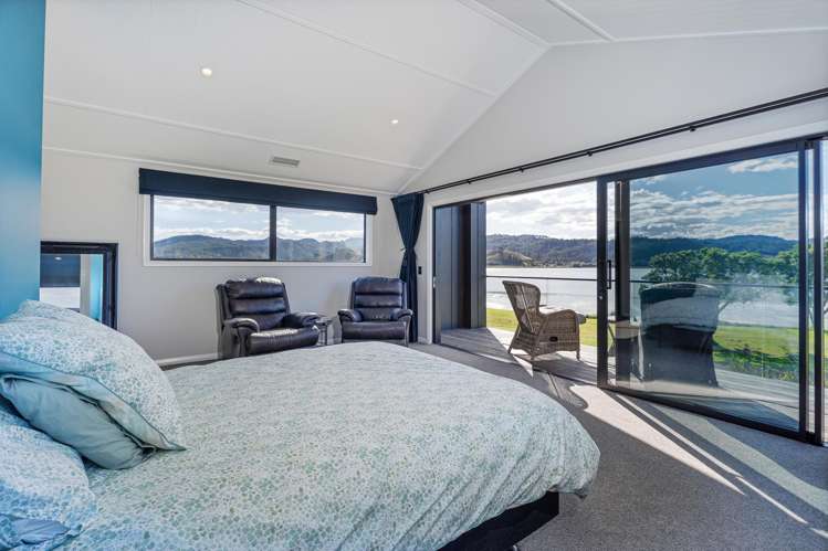 126 Waterways Parade Pauanui_17