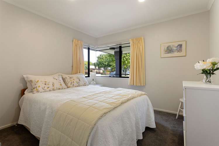 15 Kingsford Mews Hamilton East_10