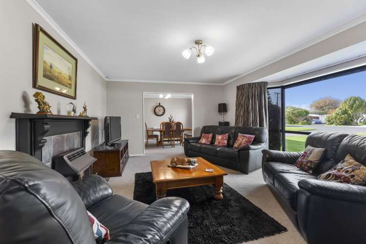 31 Norfolk Crescent Feilding_13