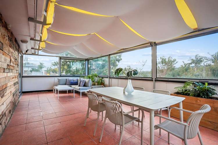 16 Roick Parade Glen Eden_17
