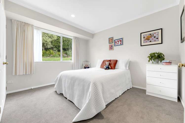 21 John Brooke Crescent East Tamaki Heights_12