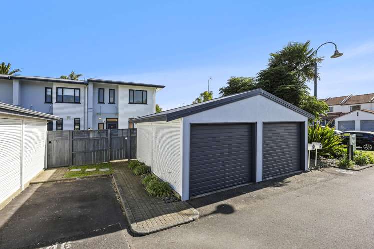 105/2 Armoy Drive East Tamaki_16
