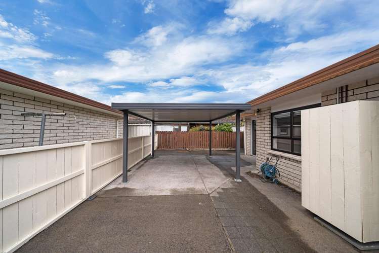 2/3A Youngs Road Papakura_11