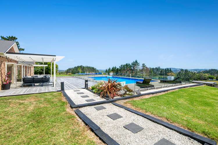 81 Burne Road Waitoki_53