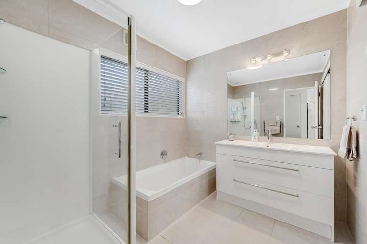 9A Nicholas Road Somerville_14
