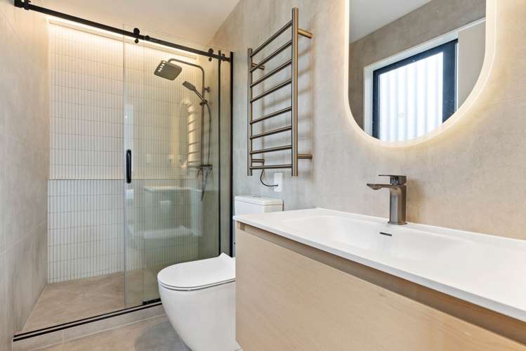 1/1 Montana Avenue Murrays Bay_8
