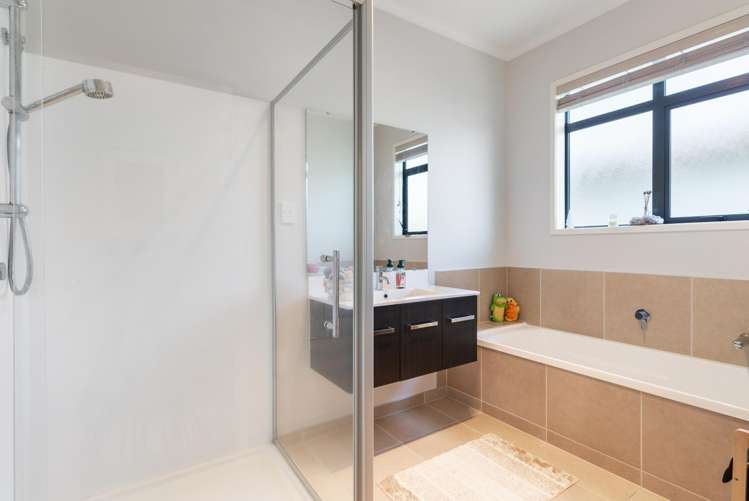 20 Trecarne Street Karaka_15