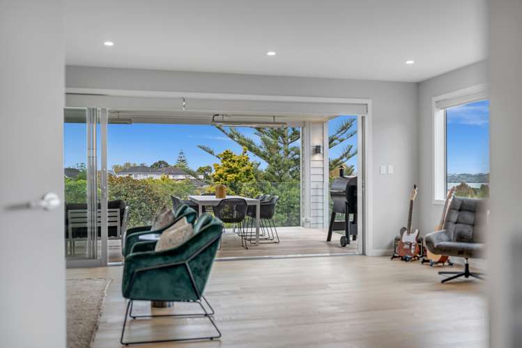 37 Glenfern Road Mellons Bay_9