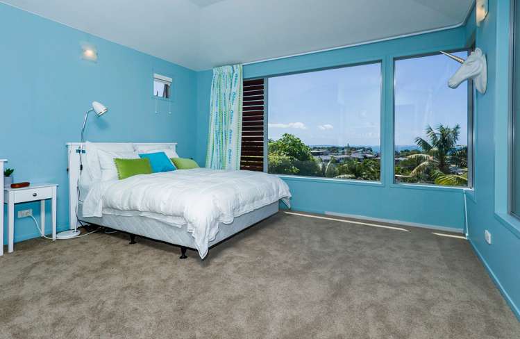 7 Rahopara Street Castor Bay_11